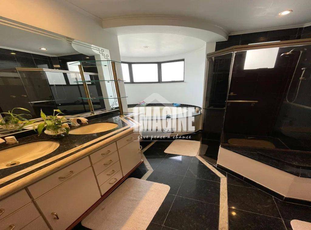 Apartamento à venda com 4 quartos, 262m² - Foto 23