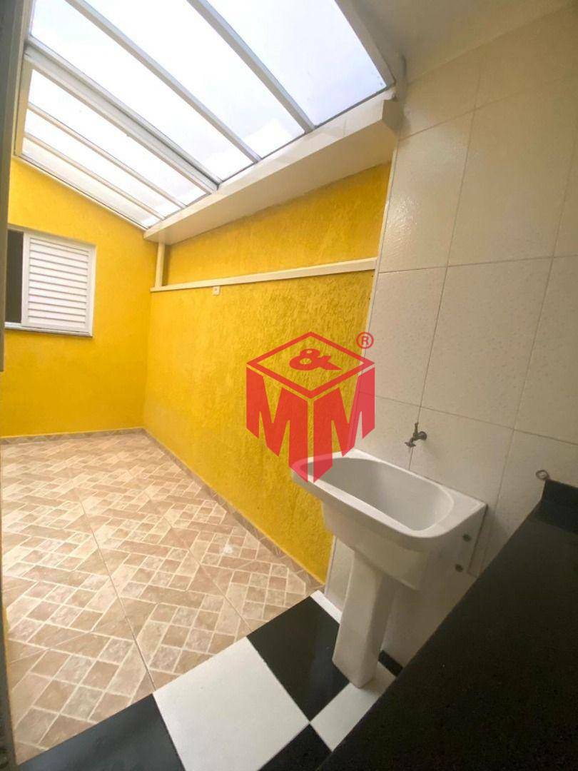 Apartamento à venda com 2 quartos, 40m² - Foto 6