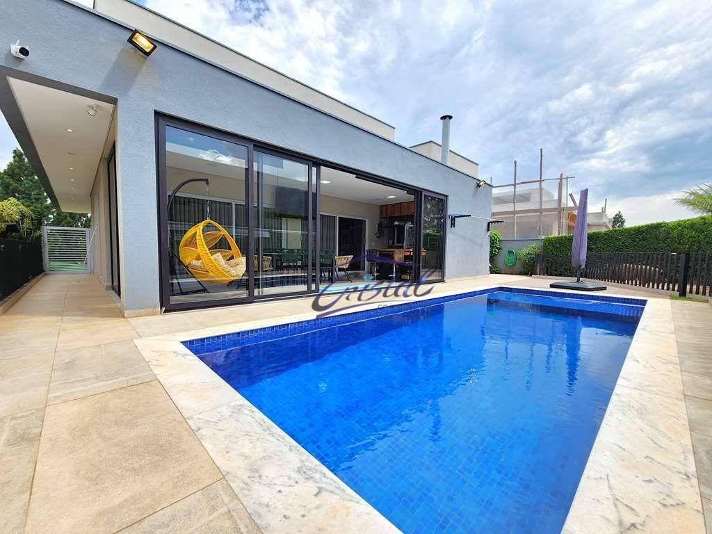 Casa de Condomínio à venda com 3 quartos, 303m² - Foto 4