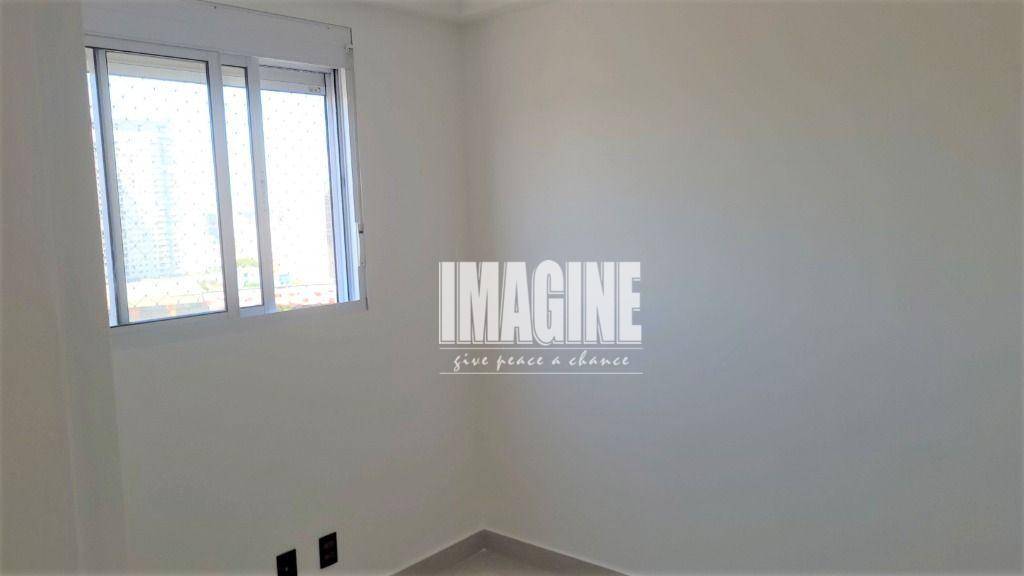 Apartamento à venda com 3 quartos, 73m² - Foto 12