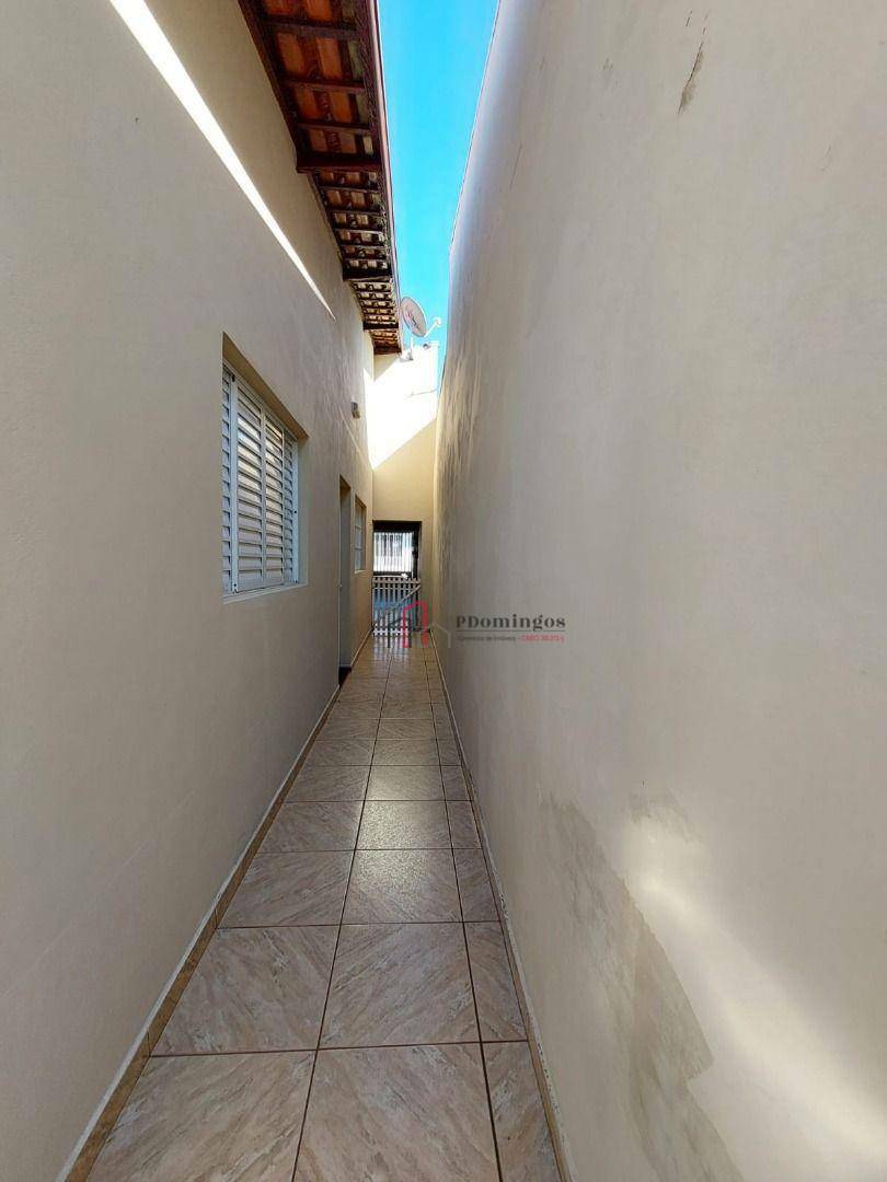 Casa para alugar com 2 quartos, 168m² - Foto 22