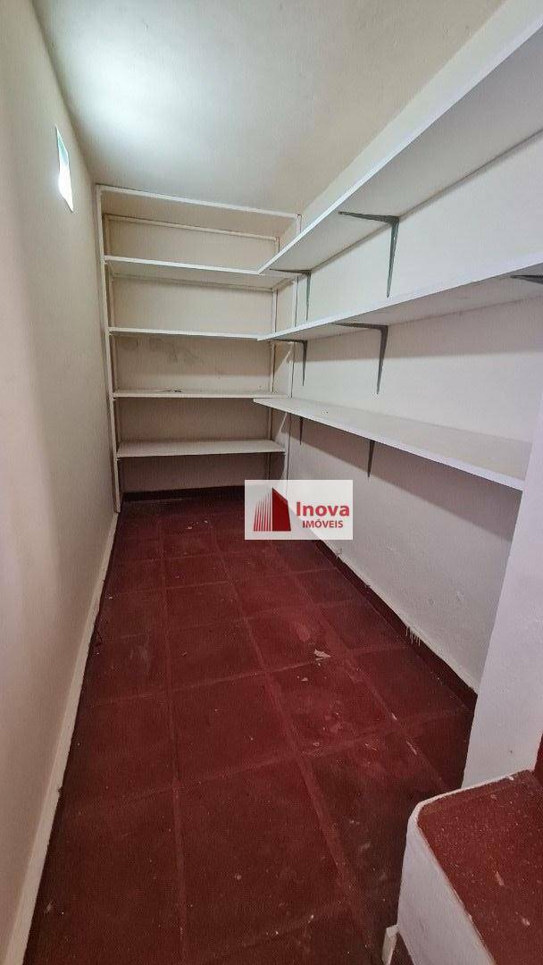 Casa à venda com 4 quartos, 344m² - Foto 33