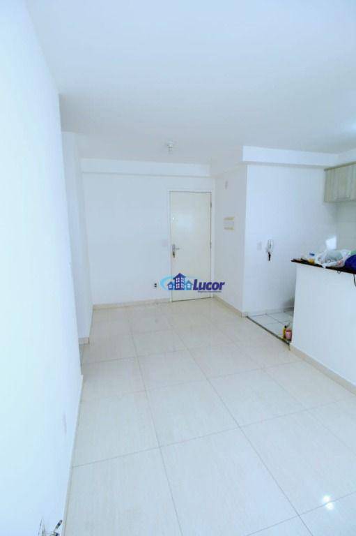 Apartamento à venda com 2 quartos, 45m² - Foto 9