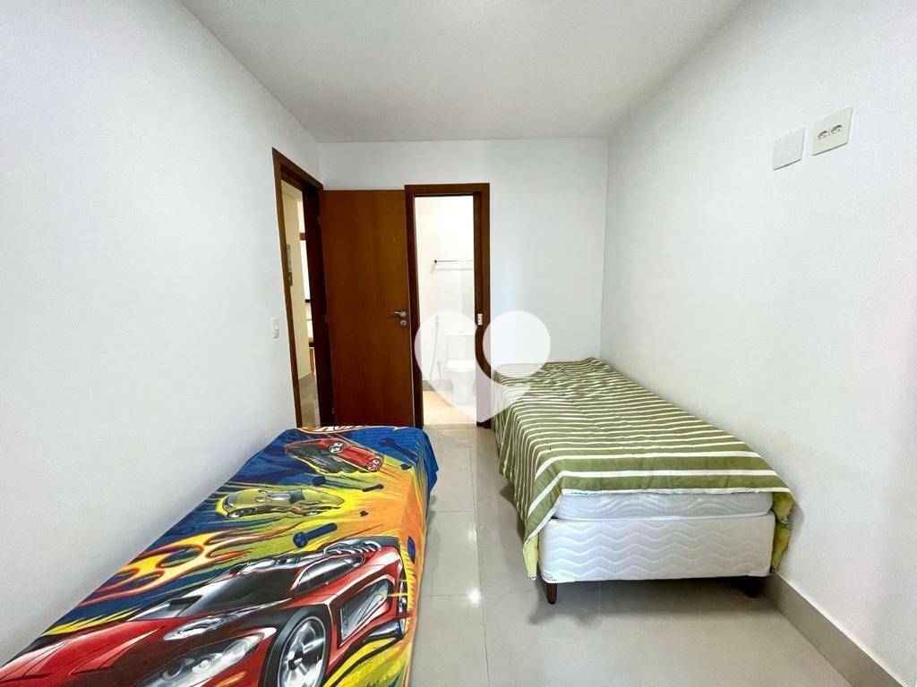 Apartamento para alugar com 3 quartos, 140m² - Foto 13