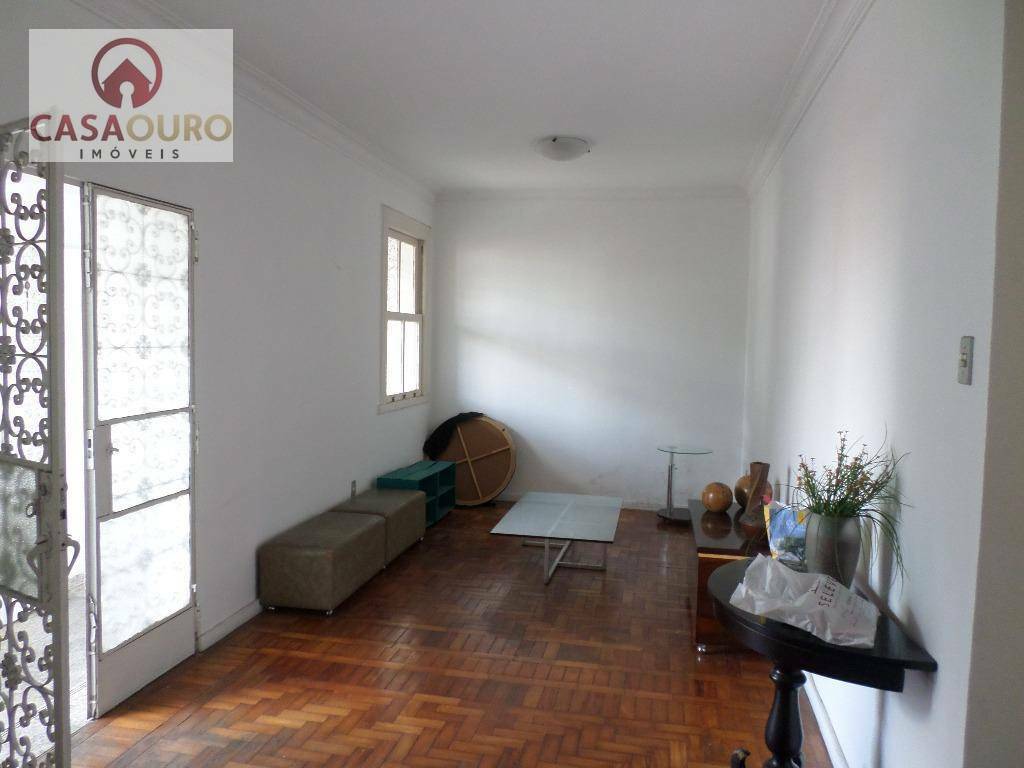 Casa à venda com 4 quartos, 300m² - Foto 3