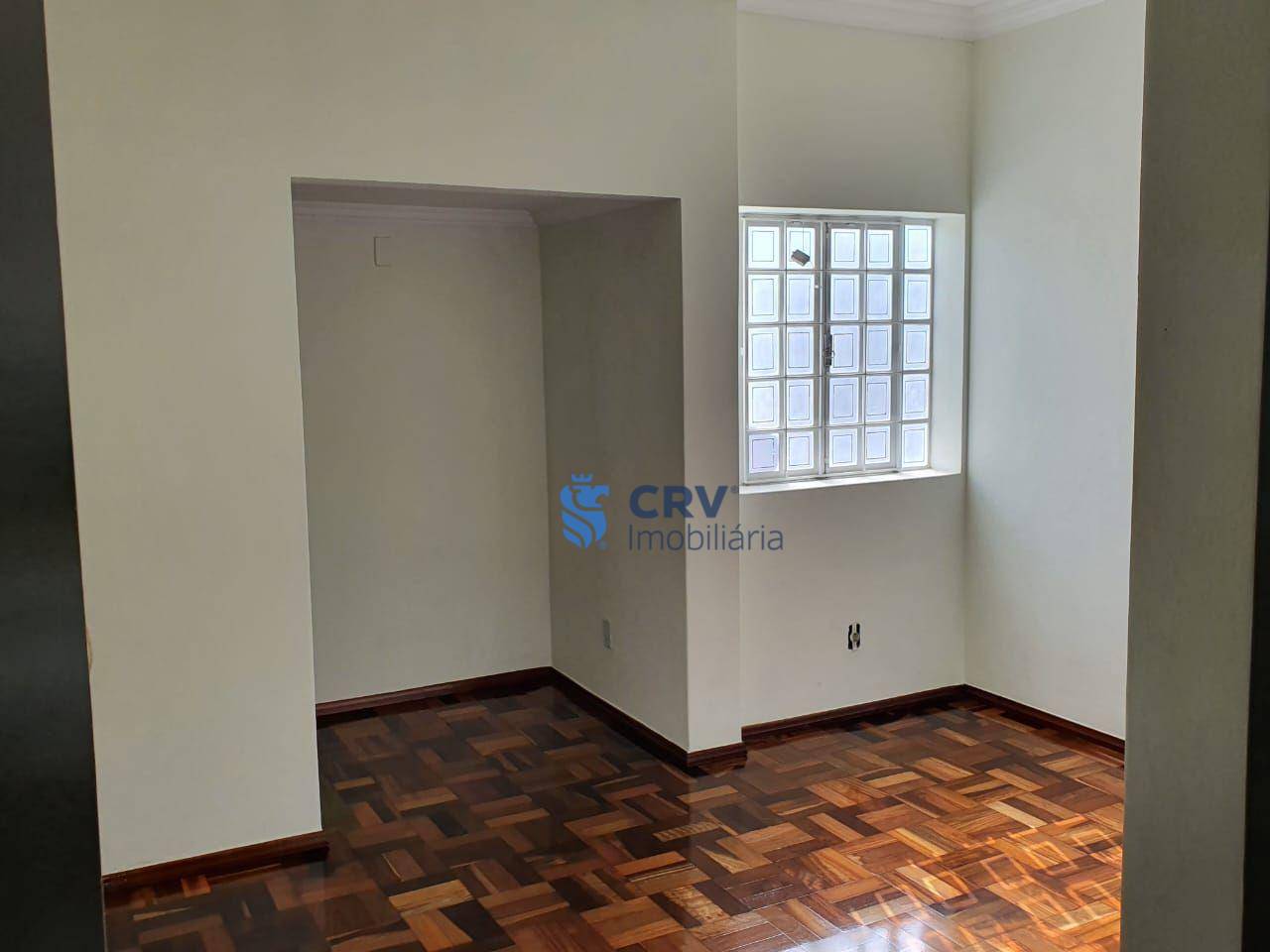 Casa à venda com 3 quartos, 215m² - Foto 9