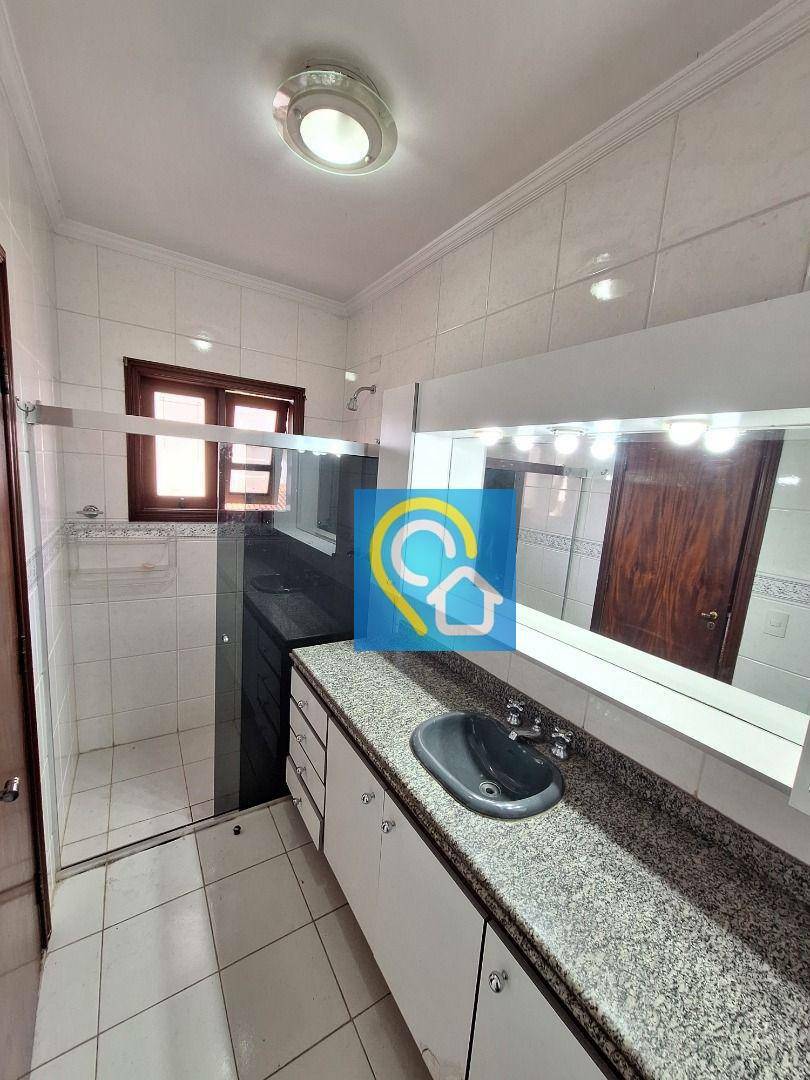 Casa de Condomínio para alugar com 4 quartos, 384m² - Foto 12