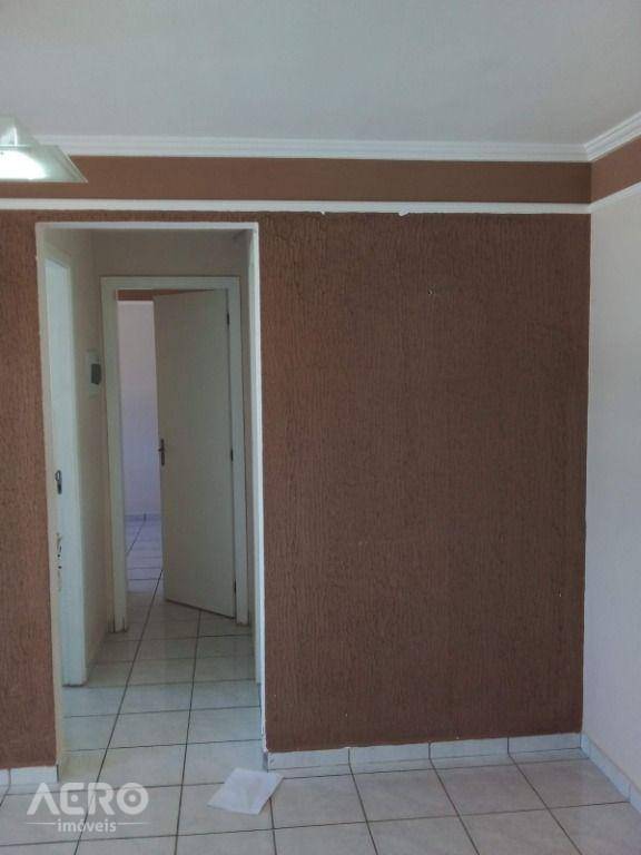 Apartamento à venda com 2 quartos, 60m² - Foto 18