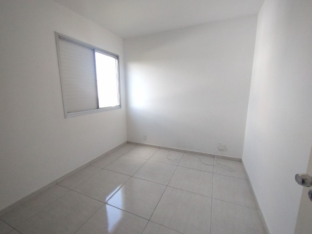 Apartamento à venda com 3 quartos, 82m² - Foto 16