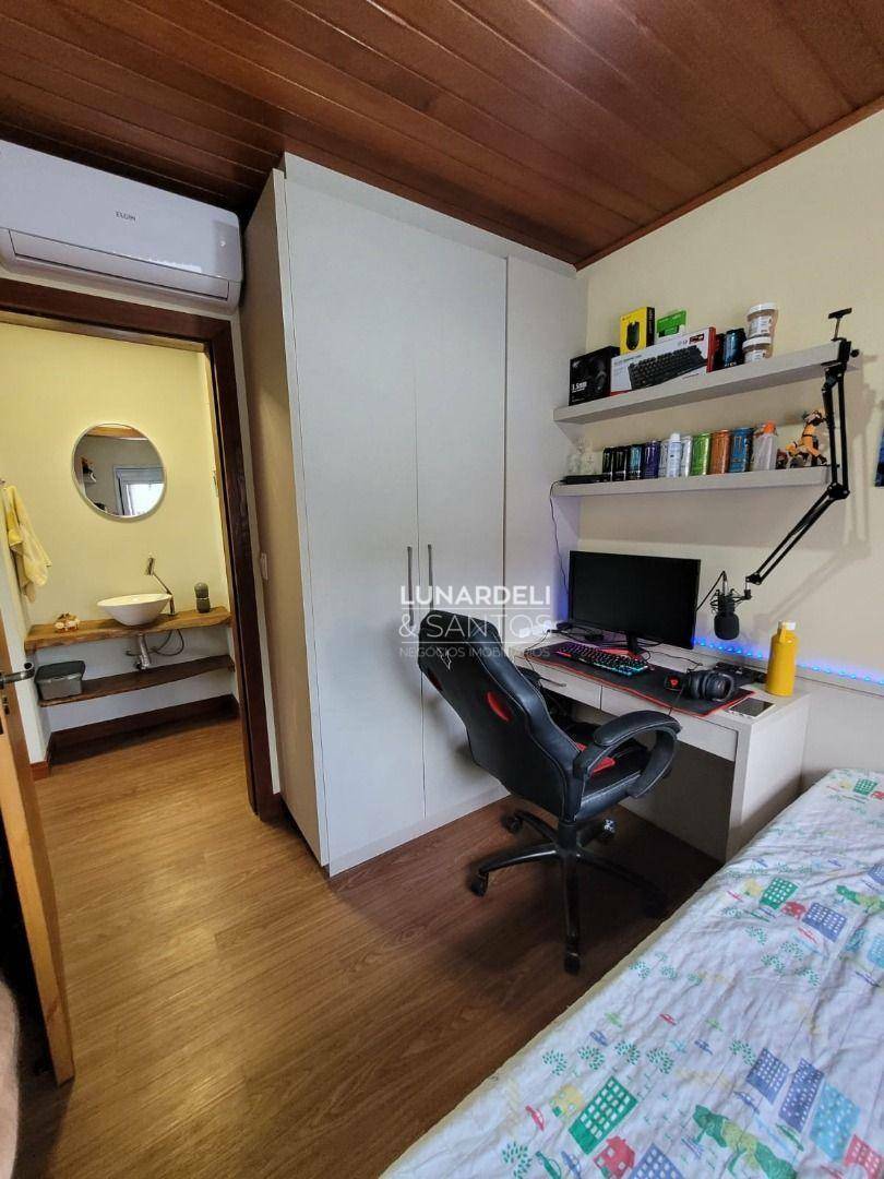 Casa à venda com 3 quartos, 180m² - Foto 15