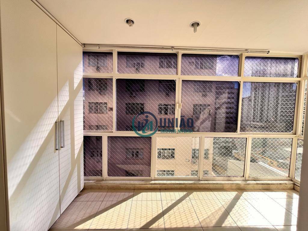 Apartamento à venda com 3 quartos, 114m² - Foto 5