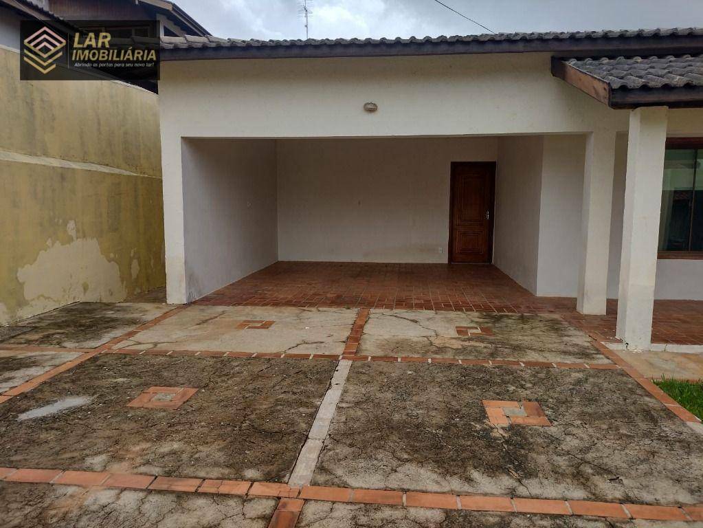 Casa para alugar com 3 quartos, 180m² - Foto 18