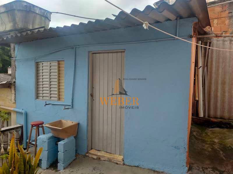 Sobrado à venda com 9 quartos, 200m² - Foto 8