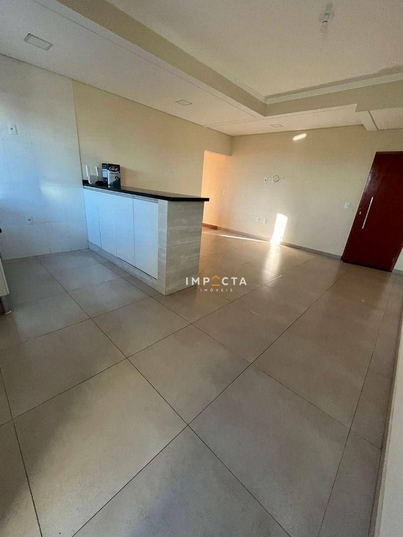 Apartamento à venda com 3 quartos, 100m² - Foto 1