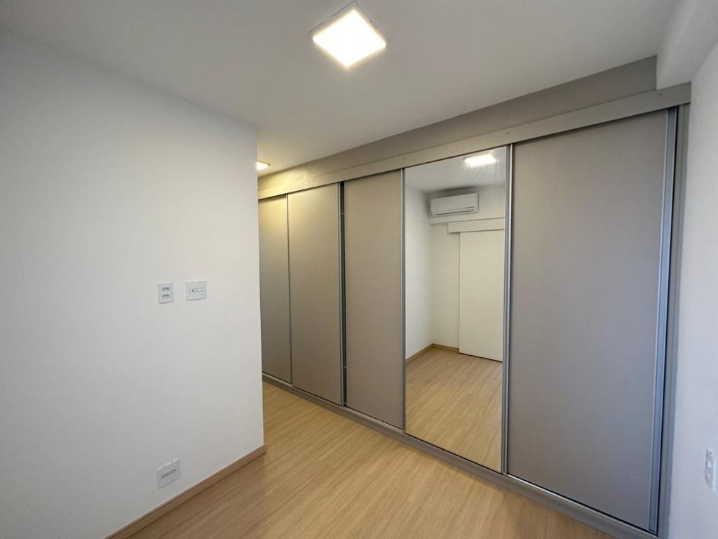 Apartamento para alugar com 3 quartos, 82m² - Foto 16