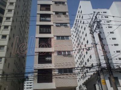 Apartamento para alugar com 2 quartos, 86m² - Foto 13