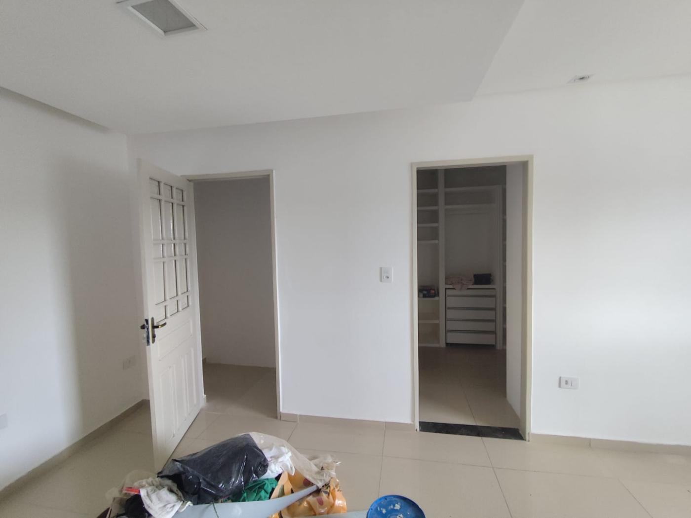 Casa à venda com 6 quartos, 280m² - Foto 6