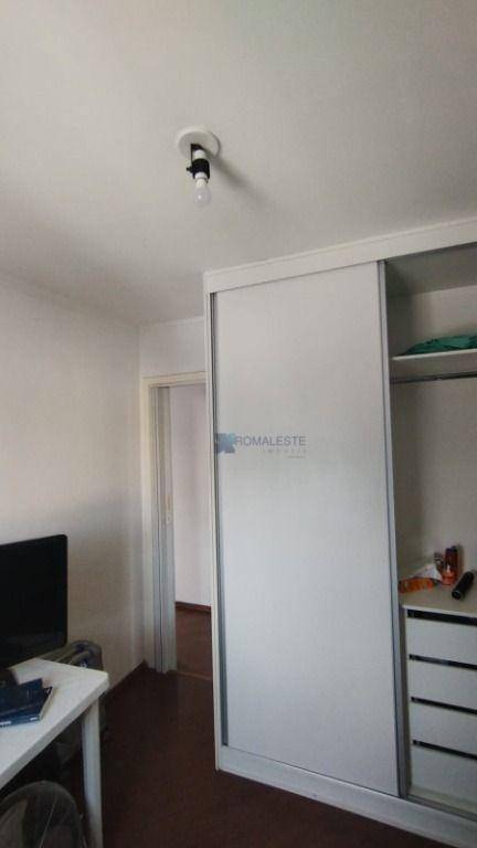 Apartamento à venda com 3 quartos, 64m² - Foto 12