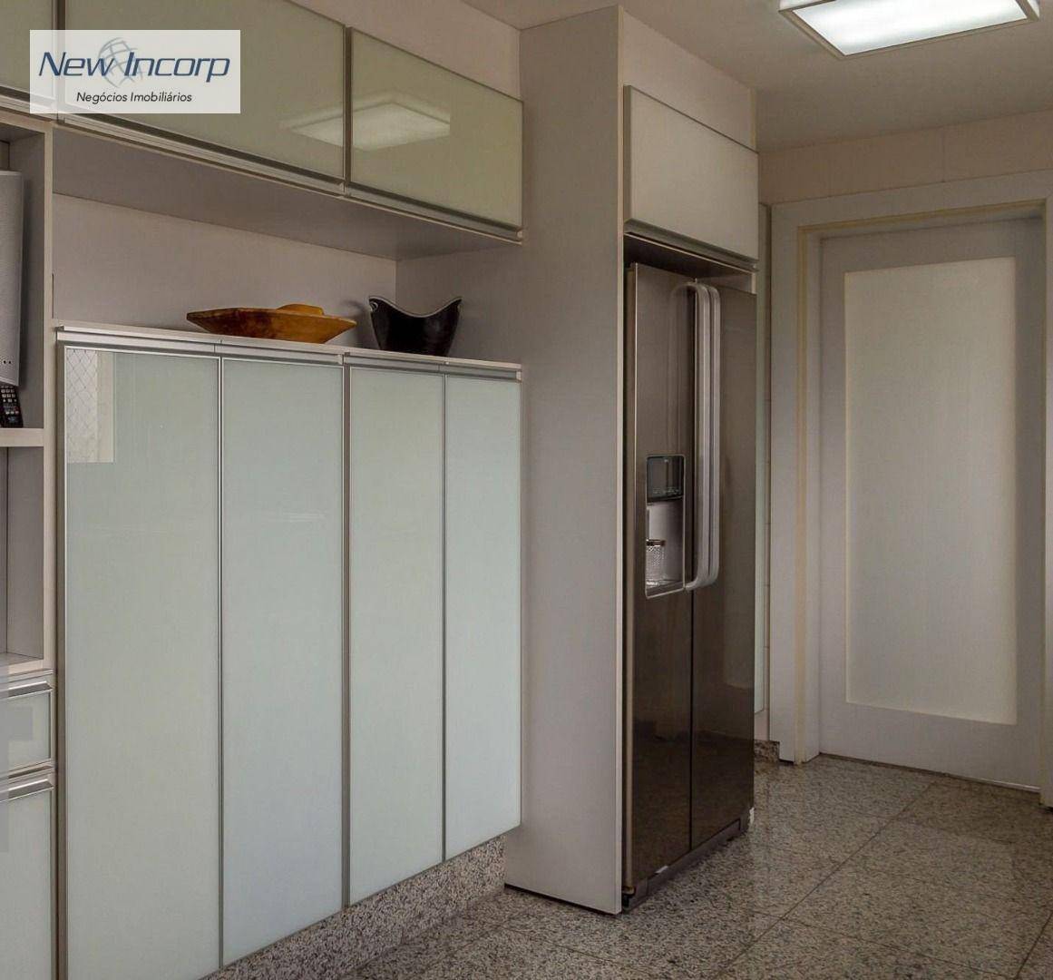 Apartamento à venda com 3 quartos, 220m² - Foto 12