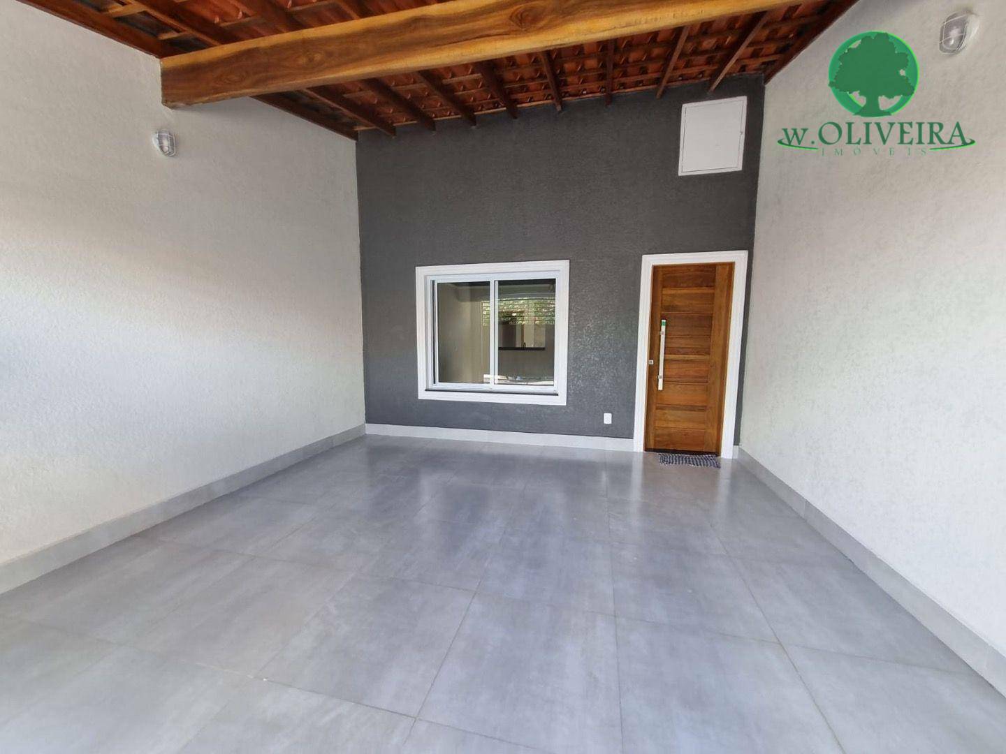 Casa à venda com 3 quartos, 90m² - Foto 2