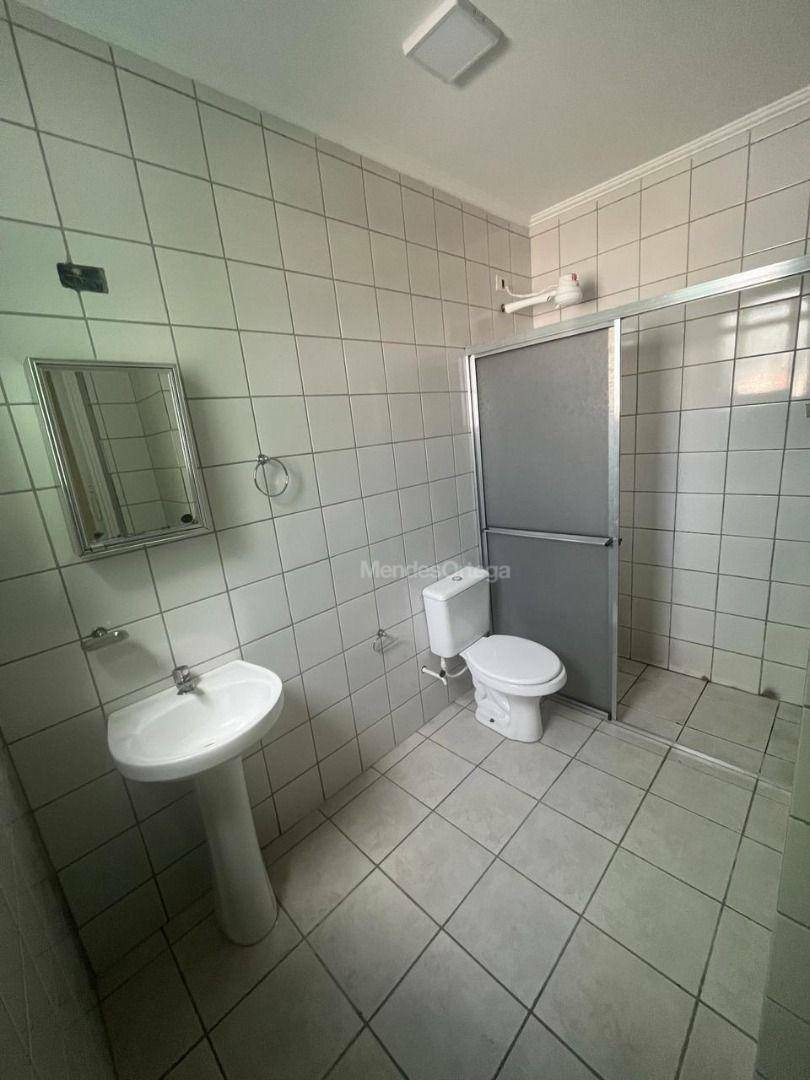 Casa para alugar com 2 quartos, 95m² - Foto 9