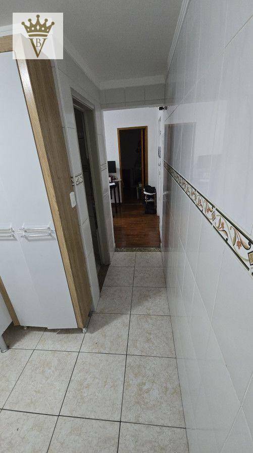 Apartamento à venda com 2 quartos, 50m² - Foto 13