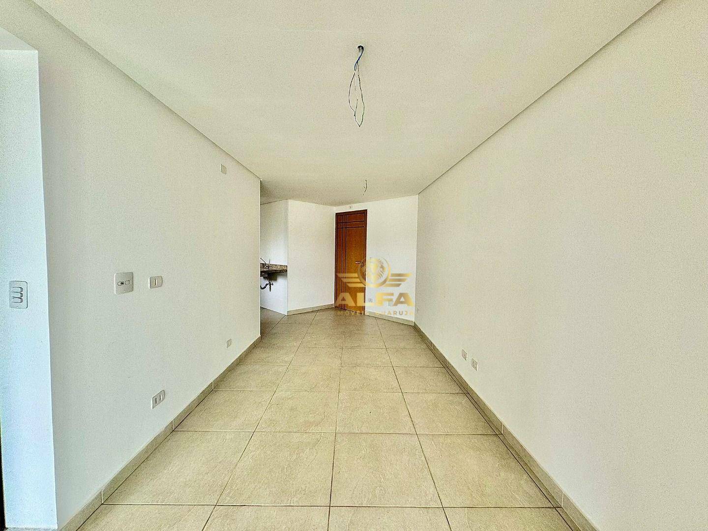 Apartamento à venda com 2 quartos, 69m² - Foto 4