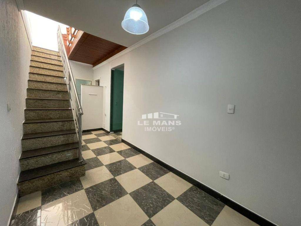 Casa à venda e aluguel com 3 quartos, 227m² - Foto 17