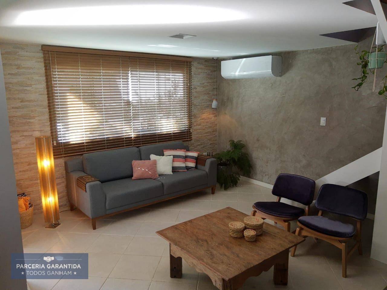 Casa à venda com 4 quartos, 162m² - Foto 3