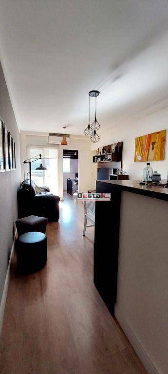 Apartamento à venda com 3 quartos, 64m² - Foto 3