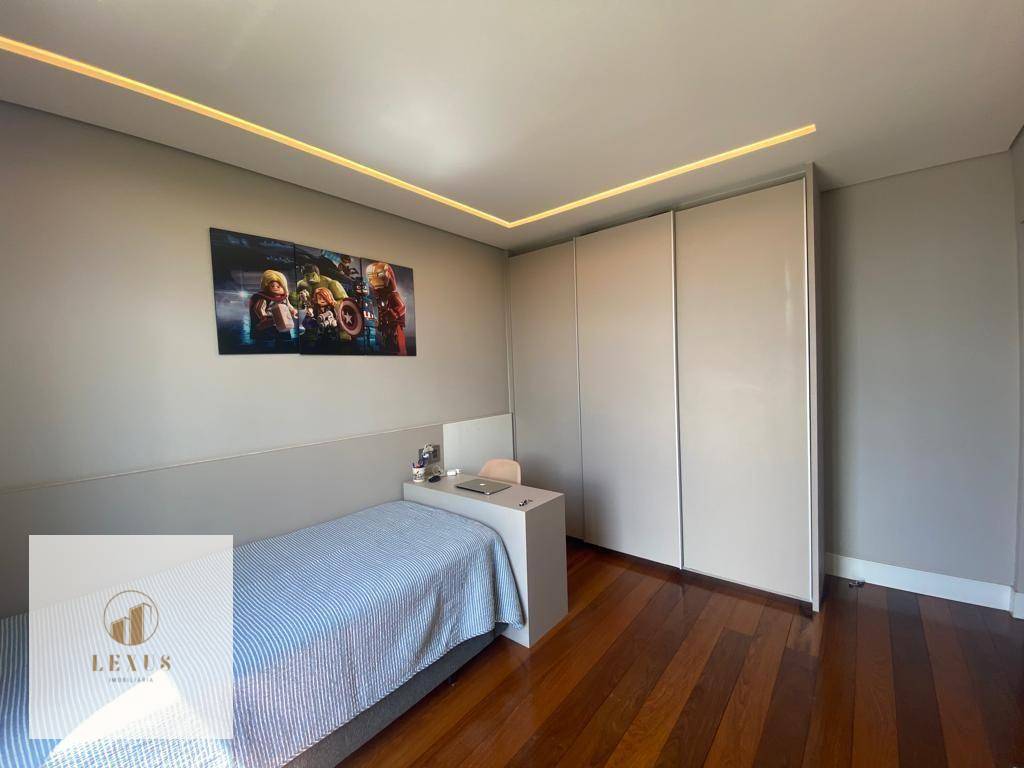 Casa à venda com 3 quartos, 530m² - Foto 14