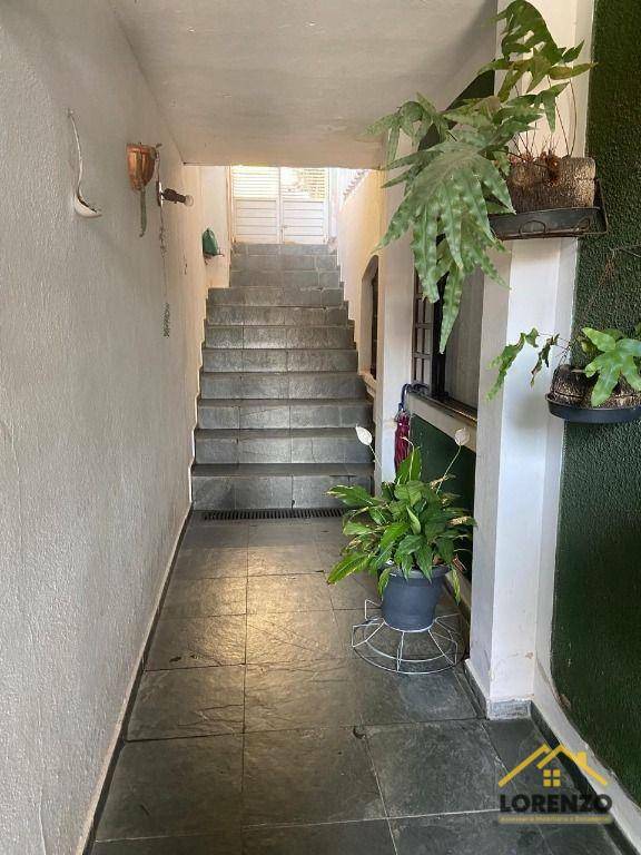 Sobrado à venda com 2 quartos, 170m² - Foto 11