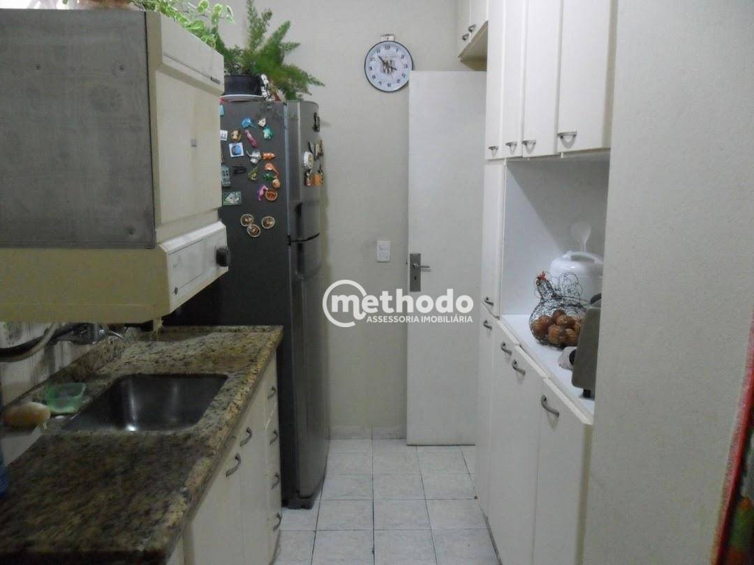 Apartamento à venda com 3 quartos, 72m² - Foto 3