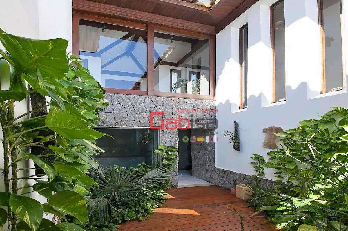 Casa de Condomínio à venda com 4 quartos, 300m² - Foto 38