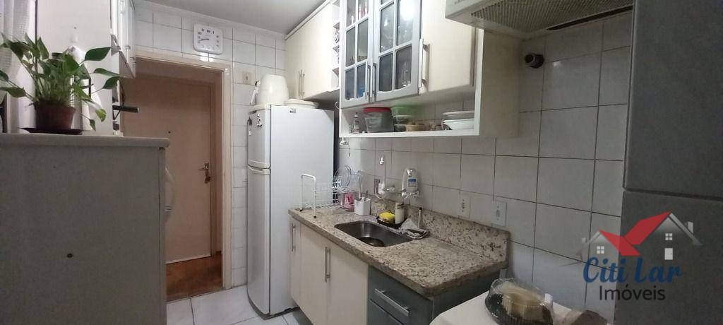 Apartamento à venda com 3 quartos, 69m² - Foto 7