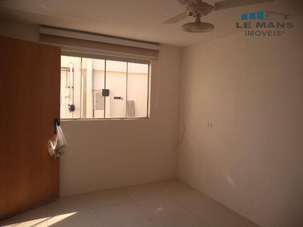 Casa à venda com 4 quartos, 202m² - Foto 21