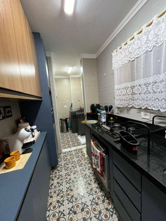 Apartamento à venda com 2 quartos, 62m² - Foto 9