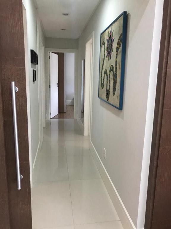 Apartamento à venda com 3 quartos, 136m² - Foto 7