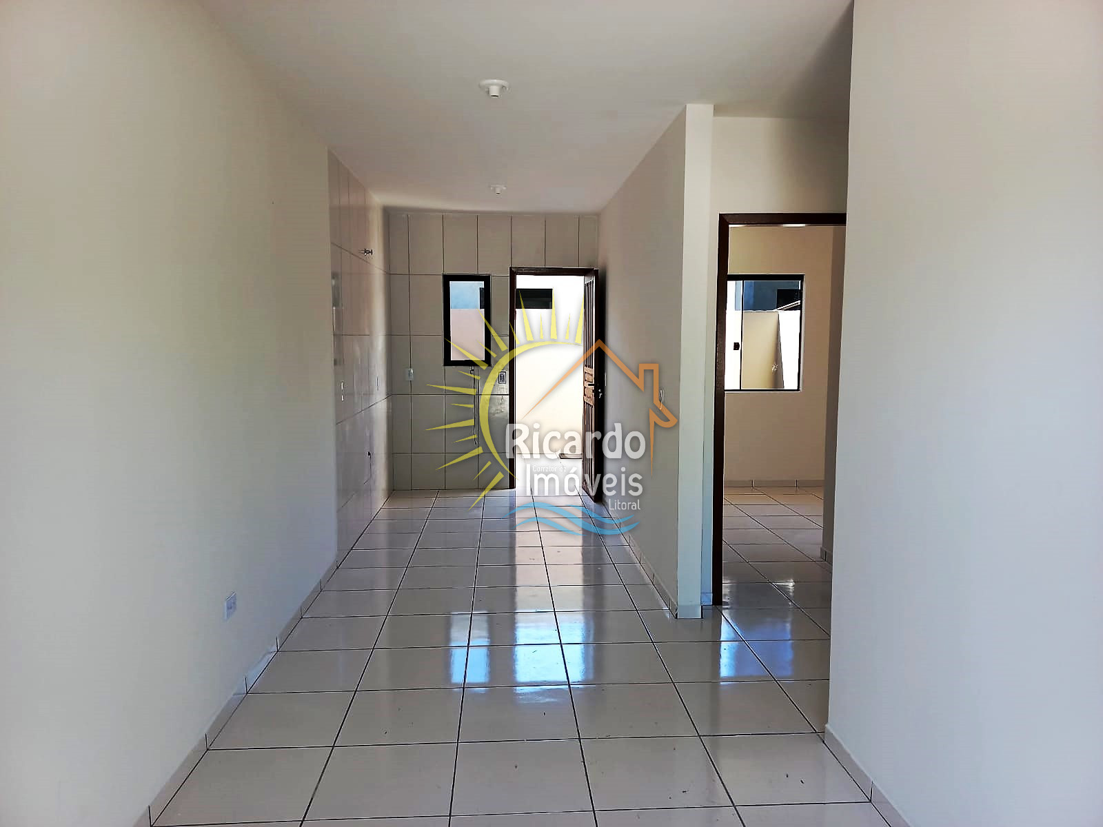 Casa à venda com 2 quartos, 47m² - Foto 5