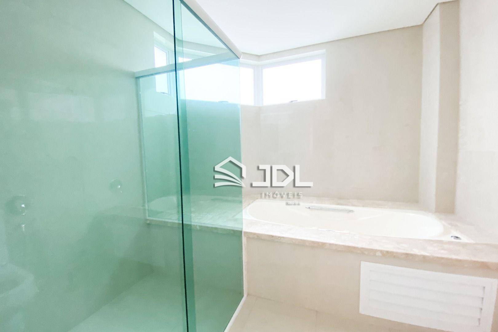 Apartamento à venda com 3 quartos, 255m² - Foto 28