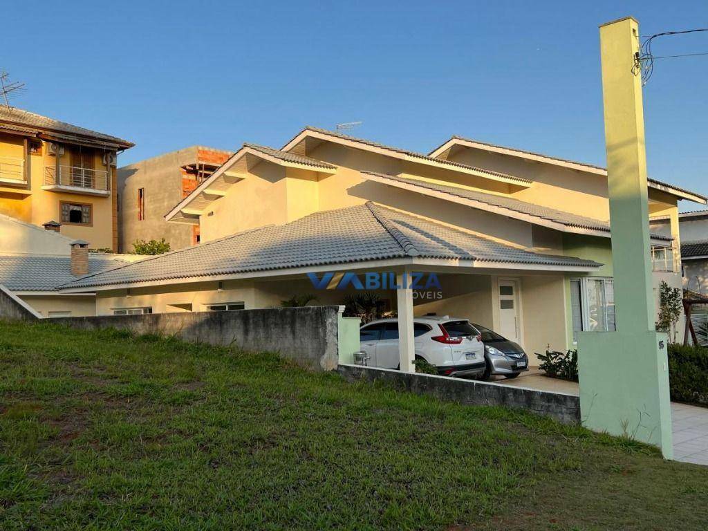 Casa de Condomínio à venda com 4 quartos, 400m² - Foto 3