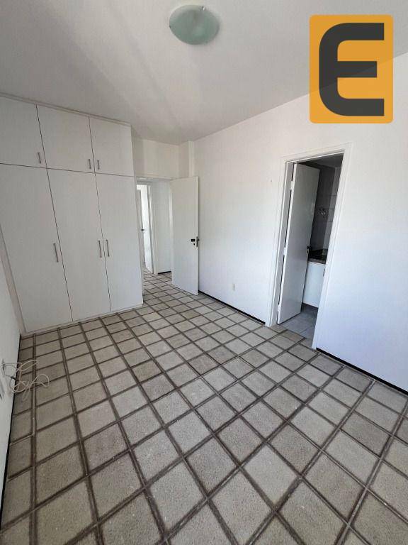 Apartamento à venda com 3 quartos, 113m² - Foto 12