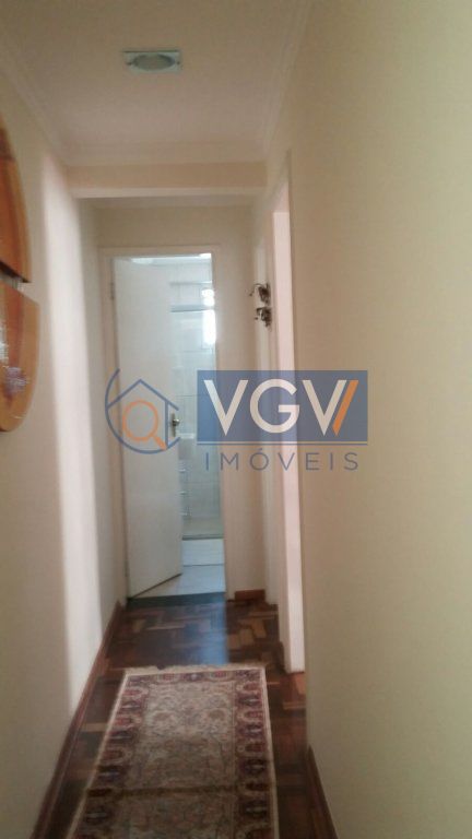 Apartamento à venda com 2 quartos, 65m² - Foto 3