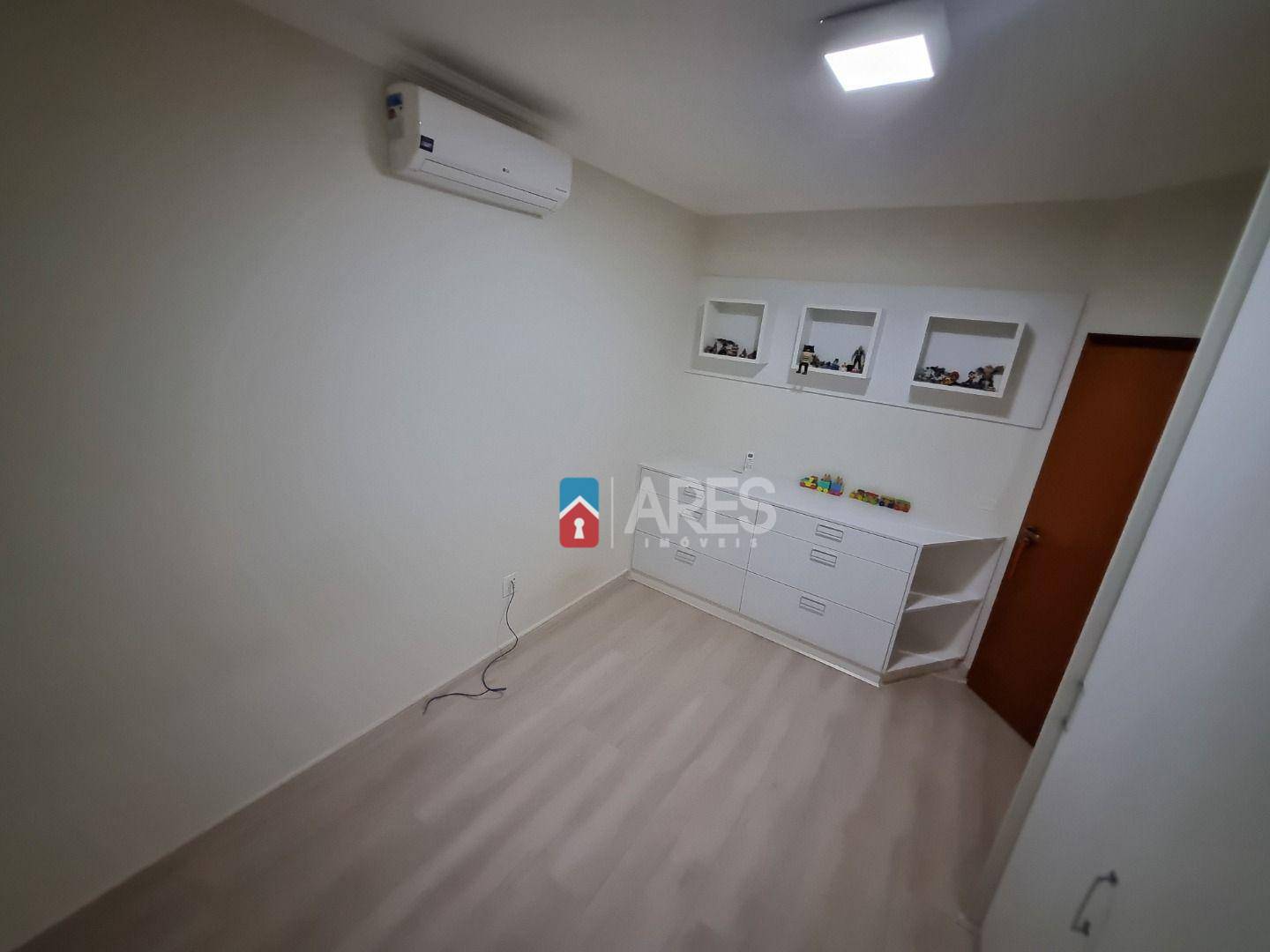 Casa à venda com 2 quartos, 91m² - Foto 12