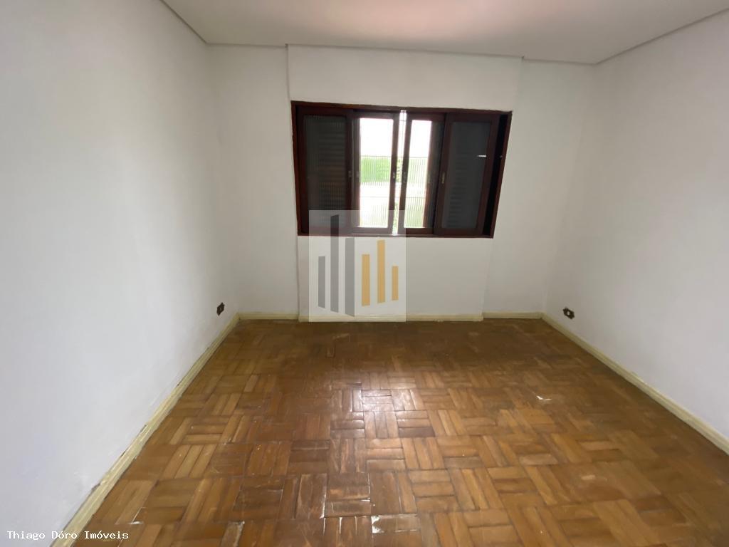 Casa à venda com 2 quartos, 500m² - Foto 35