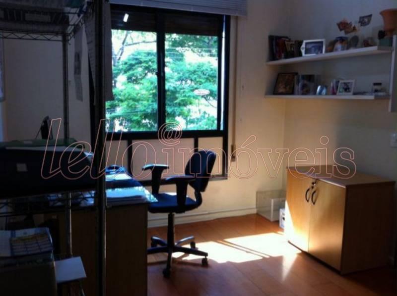 Apartamento à venda com 3 quartos, 211m² - Foto 8