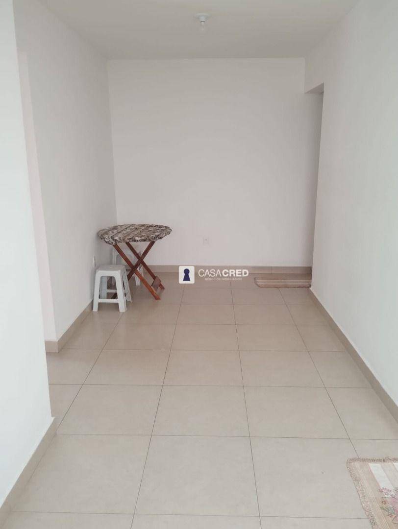 Apartamento à venda com 2 quartos, 67m² - Foto 6