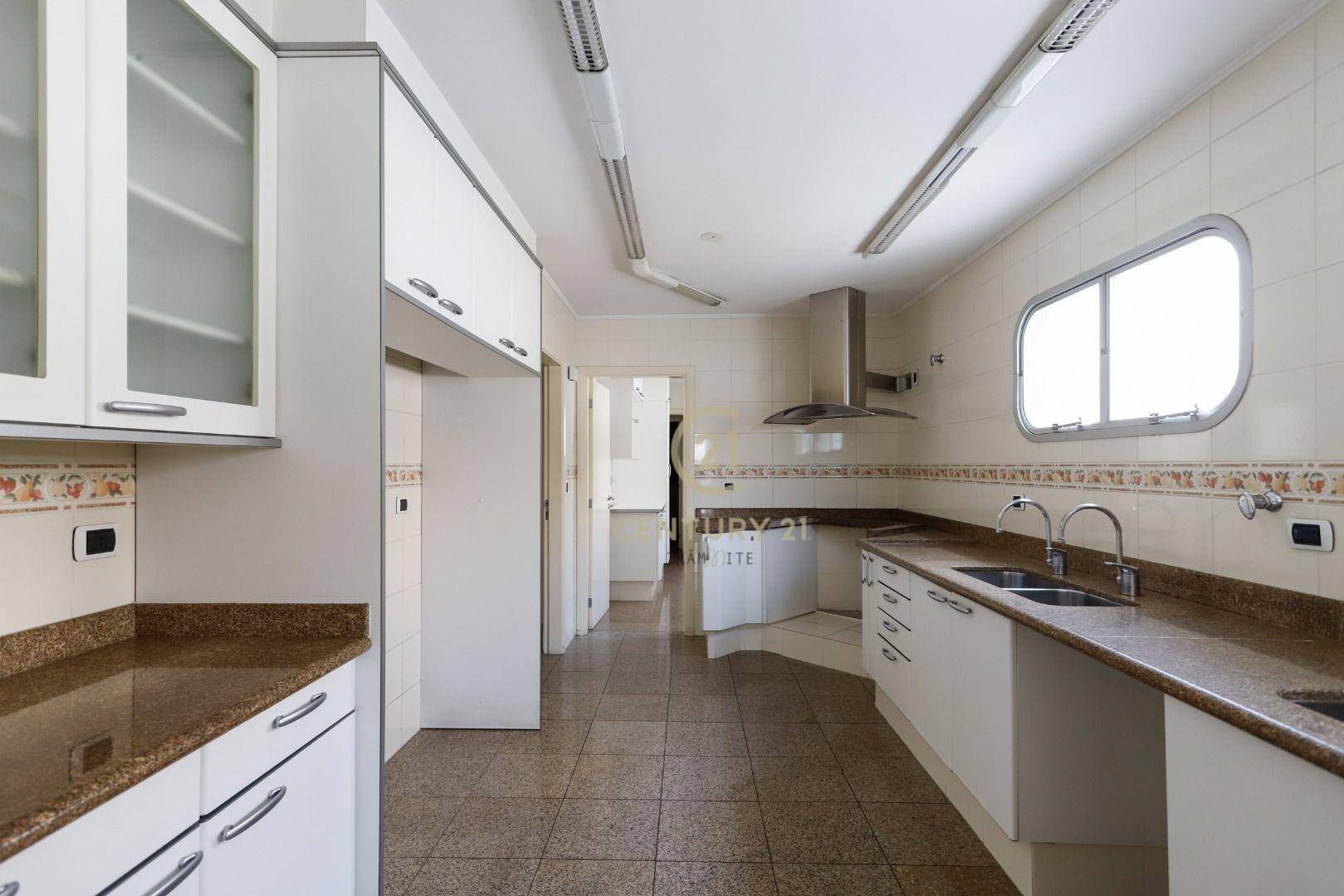 Apartamento para alugar com 4 quartos, 312m² - Foto 27