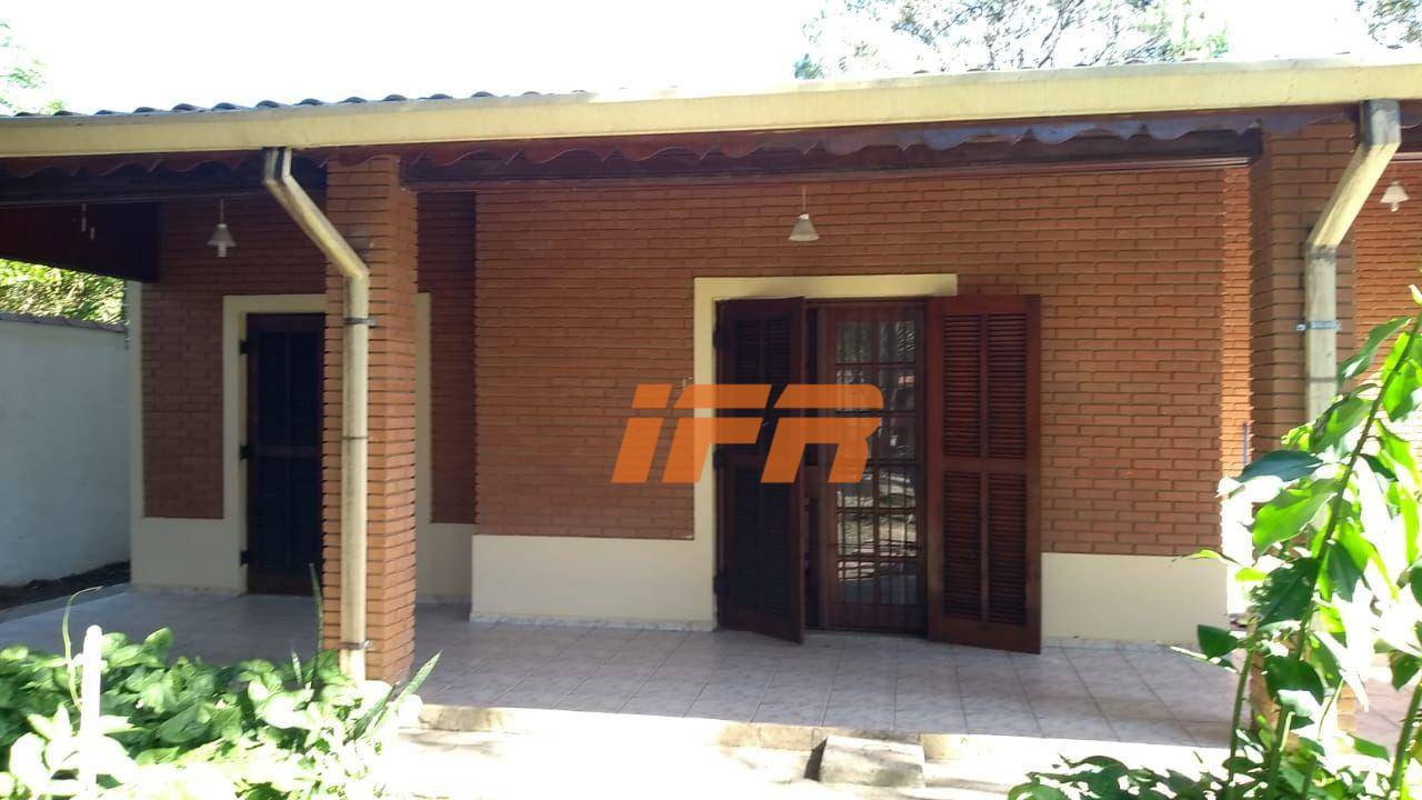 Chácara à venda com 4 quartos, 147m² - Foto 12