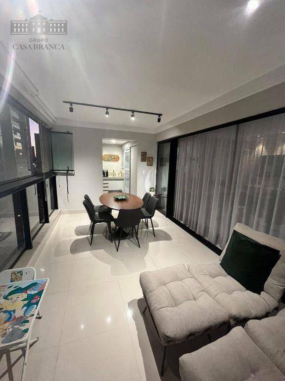 Apartamento à venda com 3 quartos, 142m² - Foto 4